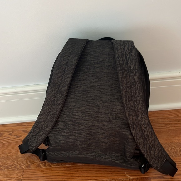 Lululemon Backpack - Picture 3 of 4